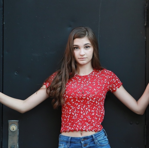 Meet your Posher, Sophia - Picture 1 of 1